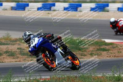 media/Apr-30-2023-CRA (Sun) [[020fcf5d43]]/Race 2-600 Expert Supersport/